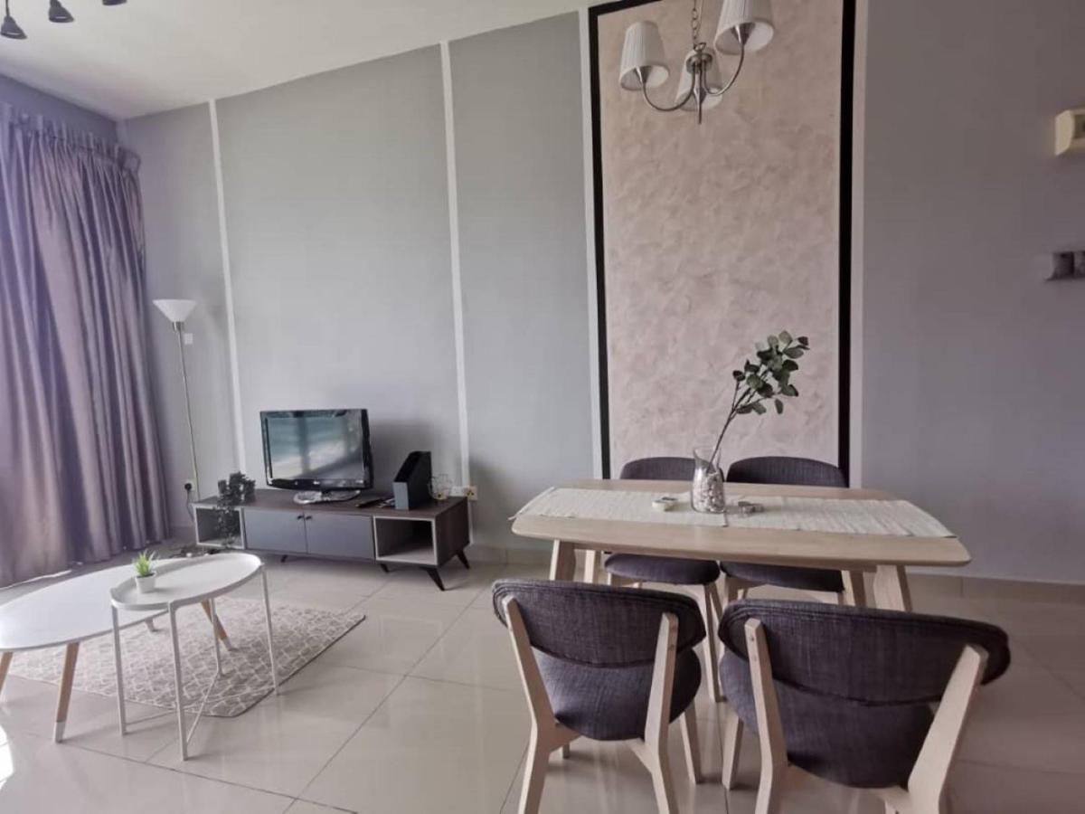 11-Modern Homestay Palazio Lake View Mount Austin Palazio Near Aeon Themepark Toppen Ikea Johor Bahru Eksteriør bilde
